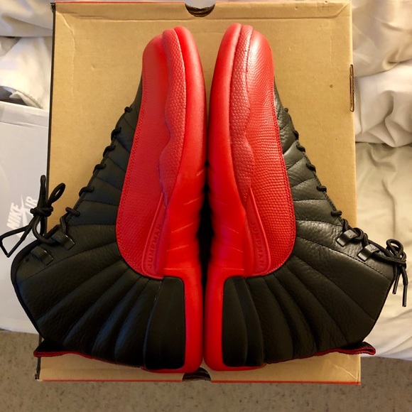 Jordan 12 Retro Flu Game - Picture 5 of 8